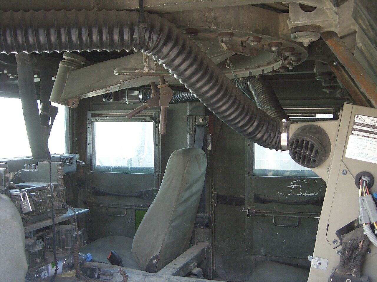 HUMVEE A/C Air Conditioning KIT R-2400-0 RD-2-4369-1 25.000 BTU 2½ OUTLETS Backwall OEM RED DOT Unit