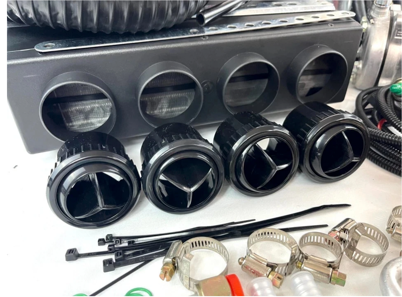 Universal Underdash Air Conditioning Evaporator Cool Only Flex duct 4 Vents