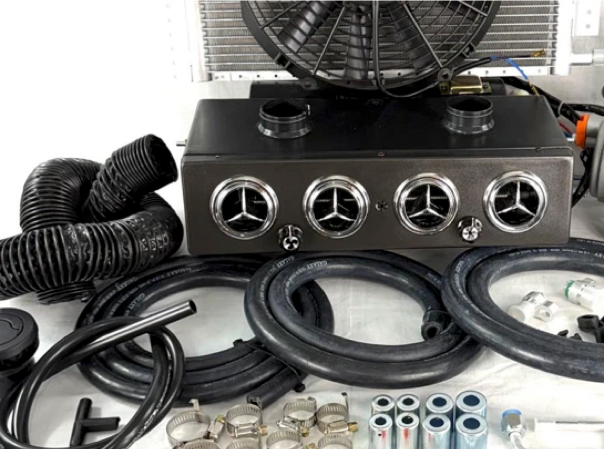 A/C KIT ELECTRIC 12 VOLTS HEAT & COOL 404 WITH 2 AUXILIARY DEFROSTER VENT SW