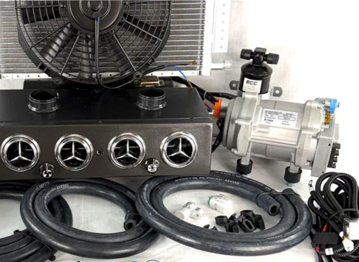 A/C KIT ELECTRIC 12 VOLTS HEAT & COOL 404 WITH 2 AUXILIARY DEFROSTER VENT SW